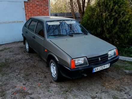 ВАЗ 2109 1990 у Мерефа на Automoto.ua ВАЗ 2109, об'ємом двигуна 1.5 л та пробігом 0 тис. км за 800 $, фото 1 на Automoto.ua