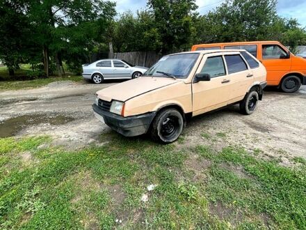 ВАЗ 2109 1990 у Чугуеве на Automoto.ua ВАЗ 2109, об'ємом двигуна 1.5 л та пробігом 300 тис. км за 700 $, фото 1 на Automoto.ua