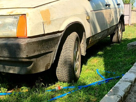 ВАЗ 2109, объемом двигателя 1.3 л и пробегом 200 тыс. км за 850 $, фото 1 на Automoto.ua