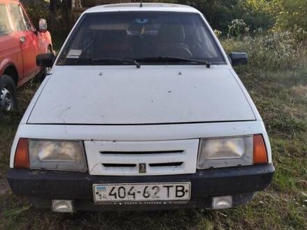 ВАЗ 2109 1992 у Золочеве на Automoto.ua ВАЗ 2109, об'ємом двигуна 1.5 л та пробігом 40 тис. км за 1150 $, фото 1 на Automoto.ua