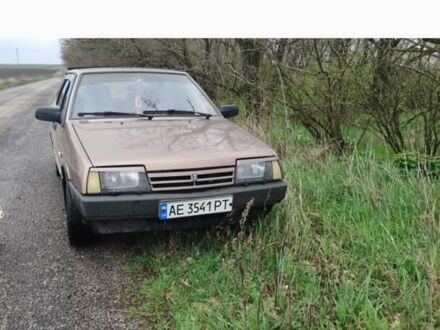ВАЗ 2109 1995 у Запоріжжя на Automoto.ua ВАЗ 2109, об'ємом двигуна 1.5 л та пробігом 210 тис. км за 2400 $, фото 1 на Automoto.ua