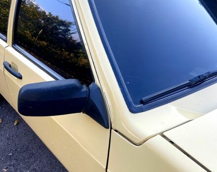 Желтый ВАЗ 2109, объемом двигателя 1.5 л и пробегом 0 тыс. км за 1700 $, фото 8 на Automoto.ua