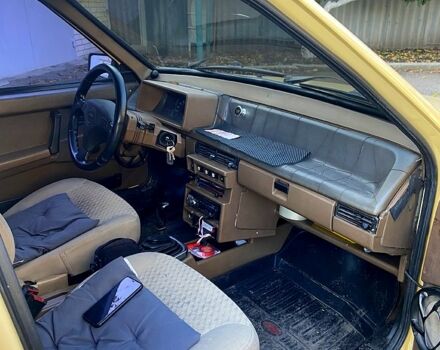 Желтый ВАЗ 2109, объемом двигателя 1.5 л и пробегом 0 тыс. км за 1700 $, фото 5 на Automoto.ua
