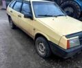 Желтый ВАЗ 2109, объемом двигателя 1.3 л и пробегом 500 тыс. км за 1100 $, фото 7 на Automoto.ua
