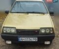 Желтый ВАЗ 2109, объемом двигателя 1.29 л и пробегом 500 тыс. км за 1200 $, фото 4 на Automoto.ua