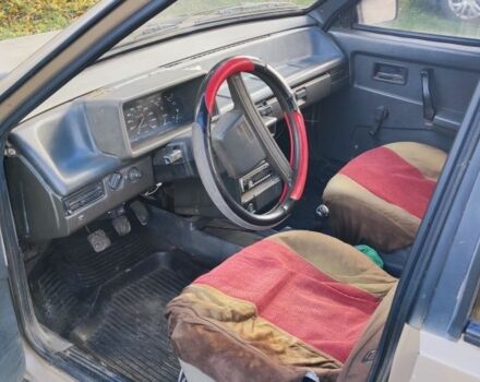 Желтый ВАЗ 2109, объемом двигателя 0 л и пробегом 250 тыс. км за 900 $, фото 4 на Automoto.ua