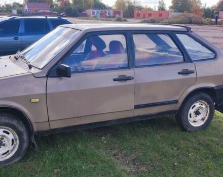 Желтый ВАЗ 2109, объемом двигателя 0 л и пробегом 250 тыс. км за 900 $, фото 2 на Automoto.ua