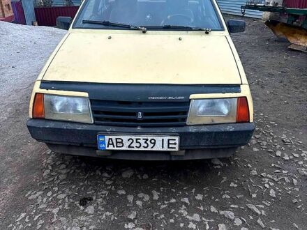 ВАЗ 2109 1988 у Казатине на Automoto.ua Жовтий ВАЗ 2109, об'ємом двигуна 1.3 л та пробігом 500 тис. км за 1100 $, фото 1 на Automoto.ua