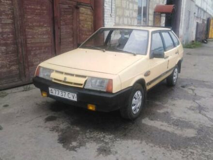 Желтый ВАЗ 2109, объемом двигателя 0 л и пробегом 222 тыс. км за 1550 $, фото 1 на Automoto.ua
