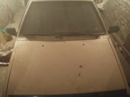 Желтый ВАЗ 2109, объемом двигателя 1.5 л и пробегом 60 тыс. км за 700 $, фото 1 на Automoto.ua