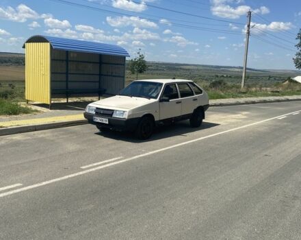 Жовтий ВАЗ 2109, об'ємом двигуна 1.5 л та пробігом 3 тис. км за 901 $, фото 1 на Automoto.ua