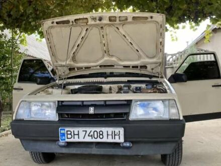 ВАЗ 2109 1992 у Болграде на Automoto.ua Жовтий ВАЗ 2109, об'ємом двигуна 1.5 л та пробігом 260 тис. км за 1200 $, фото 1 на Automoto.ua