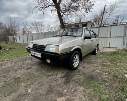 Желтый ВАЗ 2109, объемом двигателя 1.5 л и пробегом 99 тыс. км за 1200 $, фото 1 на Automoto.ua