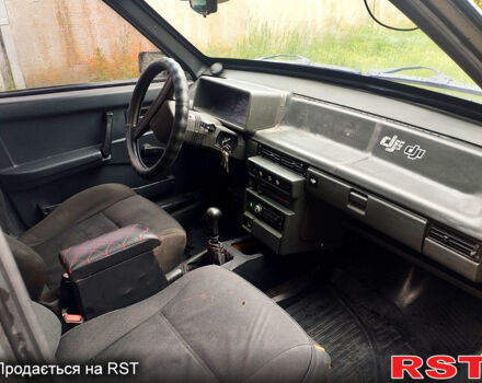 Сірий ВАЗ 2109, об'ємом двигуна 1.5 л та пробігом 200 тис. км за 899 $, фото 8 на Automoto.ua