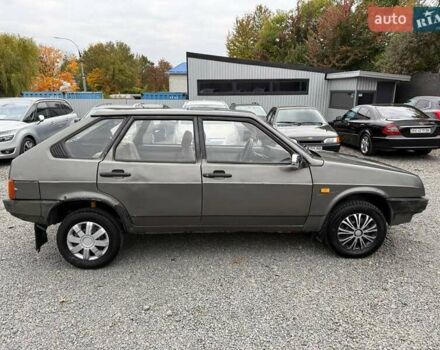 ВАЗ 2109 1990 в Хмельницком на Automoto.ua Серый ВАЗ 2109, объемом двигателя 1.5 л и пробегом 150 тыс. км за 850 $, фото 2 на Automoto.ua