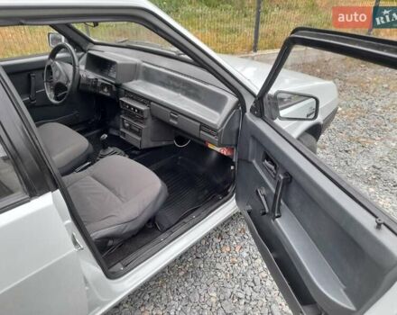 Сірий ВАЗ 2109, об'ємом двигуна 1.5 л та пробігом 75 тис. км за 950 $, фото 9 на Automoto.ua