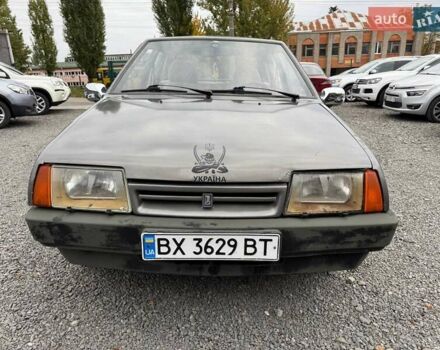 ВАЗ 2109 1990 в Хмельницком на Automoto.ua Серый ВАЗ 2109, объемом двигателя 1.5 л и пробегом 150 тыс. км за 850 $, фото 1 на Automoto.ua