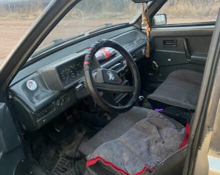 Сірий ВАЗ 2109, об'ємом двигуна 1.5 л та пробігом 74 тис. км за 650 $, фото 4 на Automoto.ua