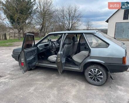 Серый ВАЗ 2109, объемом двигателя 1.5 л и пробегом 53 тыс. км за 1100 $, фото 5 на Automoto.ua