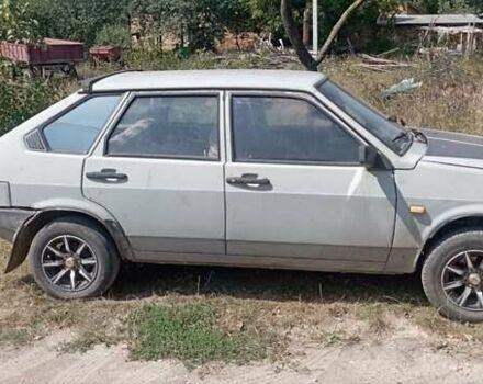 Серый ВАЗ 2109, объемом двигателя 1.5 л и пробегом 150 тыс. км за 450 $, фото 1 на Automoto.ua