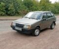 Серый ВАЗ 2109, объемом двигателя 1.5 л и пробегом 330 тыс. км за 398 $, фото 1 на Automoto.ua