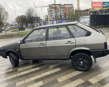 Серый ВАЗ 2109, объемом двигателя 1.5 л и пробегом 300 тыс. км за 700 $, фото 3 на Automoto.ua