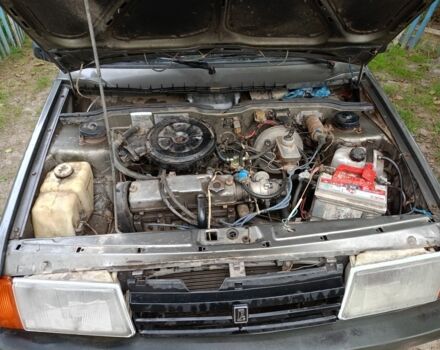 Серый ВАЗ 2109, объемом двигателя 1.5 л и пробегом 182 тыс. км за 750 $, фото 1 на Automoto.ua