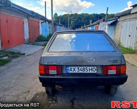 Серый ВАЗ 2109, объемом двигателя 1.5 л и пробегом 240 тыс. км за 900 $, фото 3 на Automoto.ua