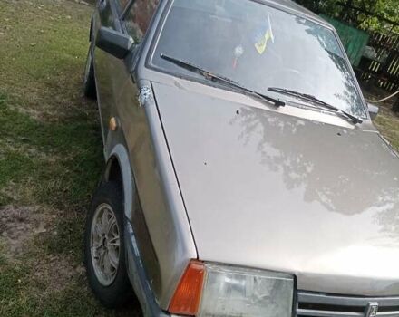 Серый ВАЗ 2109, объемом двигателя 0 л и пробегом 200 тыс. км за 600 $, фото 2 на Automoto.ua