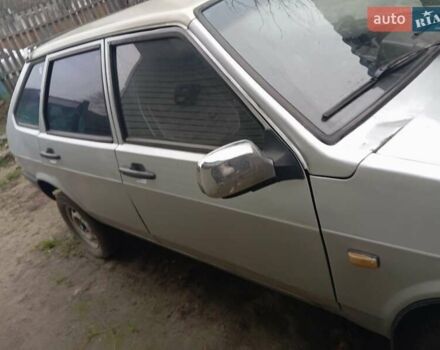 Серый ВАЗ 2109, объемом двигателя 1.5 л и пробегом 120 тыс. км за 800 $, фото 13 на Automoto.ua