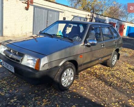 Серый ВАЗ 2109, объемом двигателя 1.3 л и пробегом 180 тыс. км за 1050 $, фото 1 на Automoto.ua