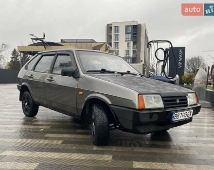 Серый ВАЗ 2109, объемом двигателя 1.5 л и пробегом 300 тыс. км за 700 $, фото 1 на Automoto.ua