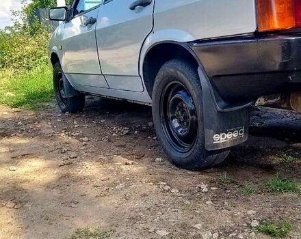 Серый ВАЗ 2109, объемом двигателя 1.6 л и пробегом 180 тыс. км за 840 $, фото 5 на Automoto.ua