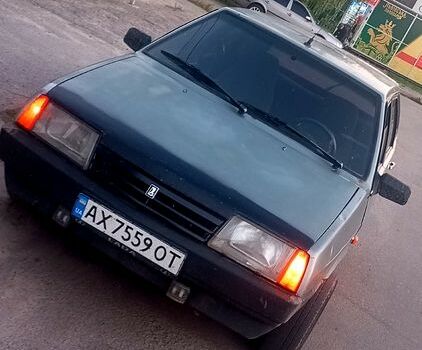 Сірий ВАЗ 2109, об'ємом двигуна 1.5 л та пробігом 111 тис. км за 800 $, фото 4 на Automoto.ua