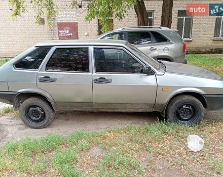Серый ВАЗ 2109, объемом двигателя 1.5 л и пробегом 462 тыс. км за 749 $, фото 2 на Automoto.ua