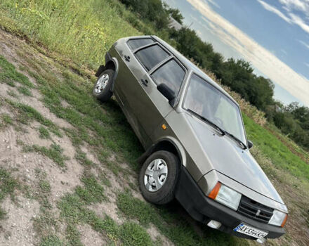 Серый ВАЗ 2109, объемом двигателя 1.3 л и пробегом 135 тыс. км за 900 $, фото 1 на Automoto.ua