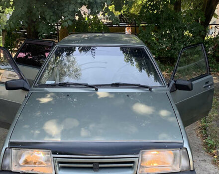 ВАЗ 2109 1995 в Тернополе на Automoto.ua Серый ВАЗ 2109, объемом двигателя 1.1 л и пробегом 75 тыс. км за 899 $, фото 26 на Automoto.ua