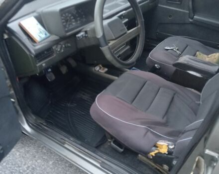 Сірий ВАЗ 2109, об'ємом двигуна 1.5 л та пробігом 67 тис. км за 1140 $, фото 6 на Automoto.ua