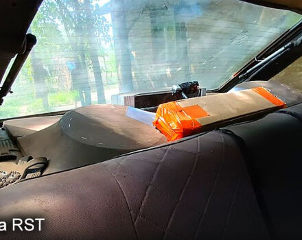 Серый ВАЗ 2109, объемом двигателя 1.5 л и пробегом 97 тыс. км за 1100 $, фото 4 на Automoto.ua