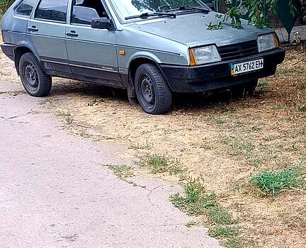 Серый ВАЗ 2109, объемом двигателя 1.5 л и пробегом 97 тыс. км за 1100 $, фото 1 на Automoto.ua