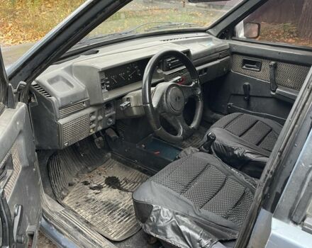 ВАЗ 2109 1999 в Сумах на Automoto.ua Серый ВАЗ 2109, объемом двигателя 1.5 л и пробегом 177 тыс. км за 1250 $, фото 5 на Automoto.ua