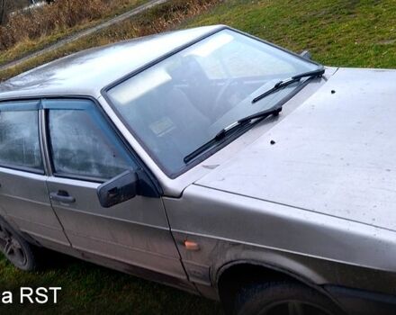 Серый ВАЗ 2109, объемом двигателя 1.5 л и пробегом 100 тыс. км за 1000 $, фото 2 на Automoto.ua