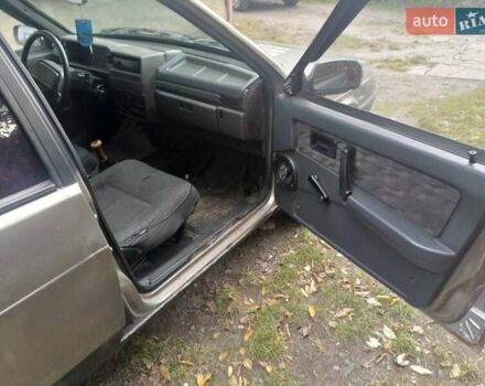 ВАЗ 2109 2000 у Львові на Automoto.ua Сірий ВАЗ 2109, об'ємом двигуна 1.46 л та пробігом 200 тис. км за 600 $, фото 14 на Automoto.ua