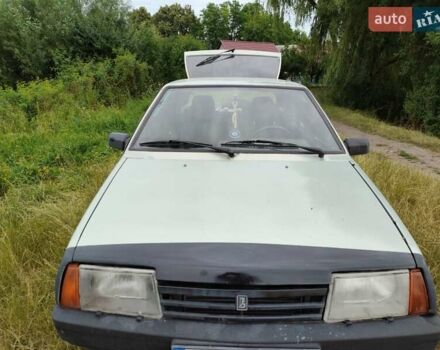 Серый ВАЗ 2109, объемом двигателя 1.5 л и пробегом 304 тыс. км за 1300 $, фото 2 на Automoto.ua