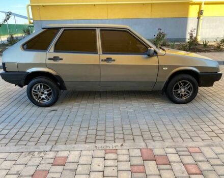 ВАЗ 2109 2001 в Одессе на Automoto.ua Серый ВАЗ 2109, объемом двигателя 1.5 л и пробегом 200 тыс. км за 1950 $, фото 4 на Automoto.ua