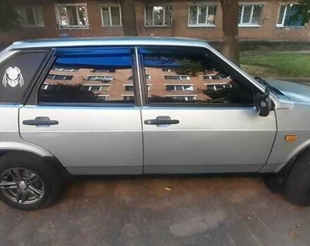 Серый ВАЗ 2109, объемом двигателя 1.5 л и пробегом 300 тыс. км за 3000 $, фото 3 на Automoto.ua