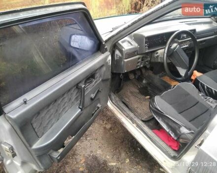 Сірий ВАЗ 2109, об'ємом двигуна 1.5 л та пробігом 216 тис. км за 1000 $, фото 3 на Automoto.ua