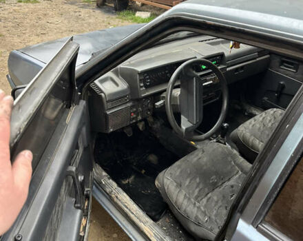 Серый ВАЗ 2109, объемом двигателя 1.5 л и пробегом 358 тыс. км за 920 $, фото 7 на Automoto.ua