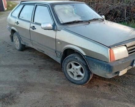 Серый ВАЗ 2109, объемом двигателя 1.5 л и пробегом 350 тыс. км за 667 $, фото 2 на Automoto.ua