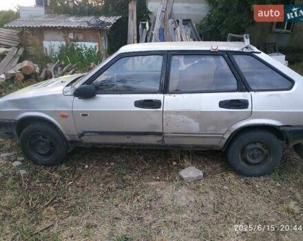 Серый ВАЗ 2109, объемом двигателя 1.5 л и пробегом 340 тыс. км за 550 $, фото 7 на Automoto.ua